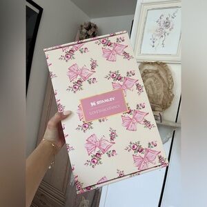 LoveShackFancy Bow Stanley box
